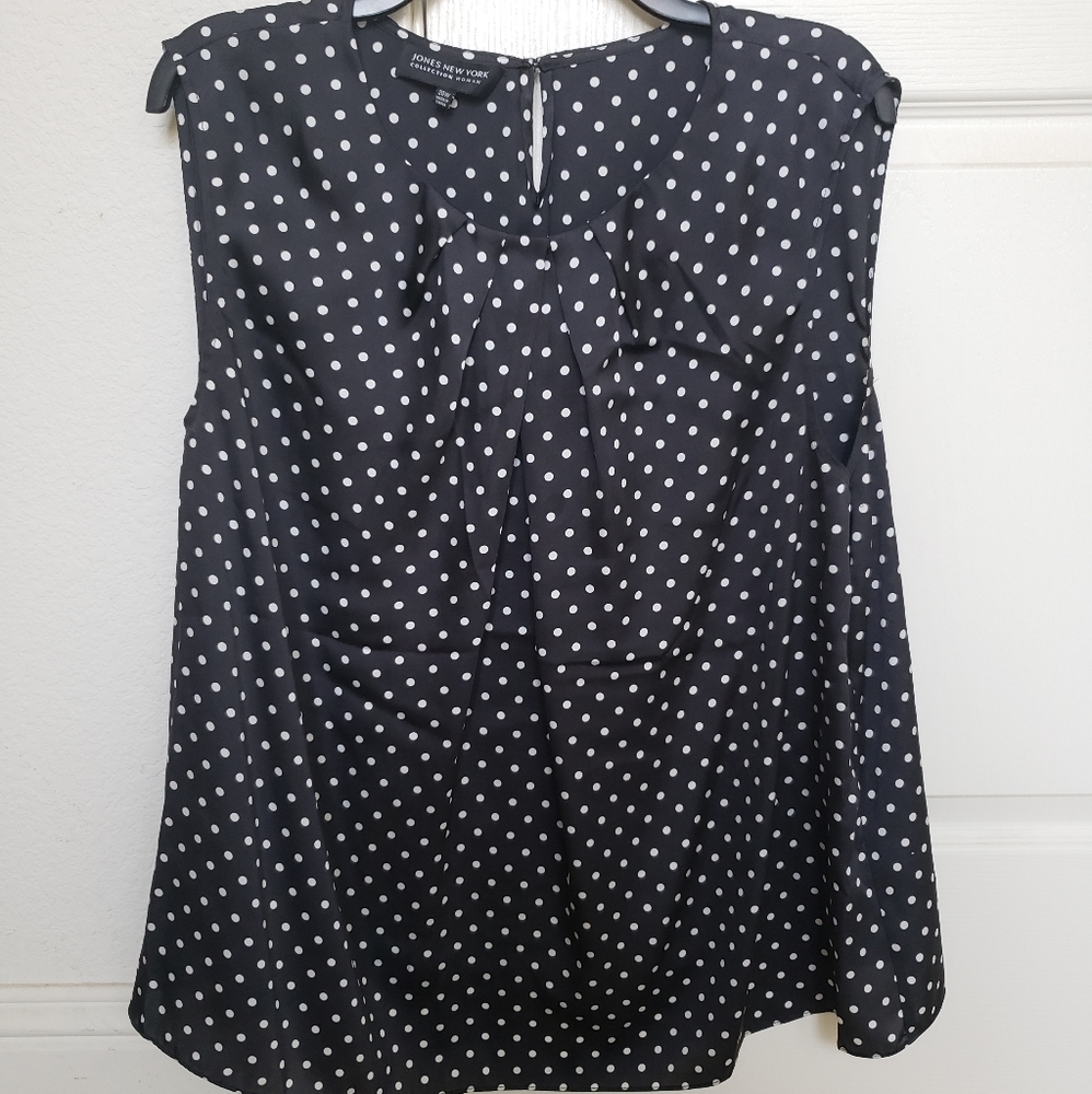 Jones New York Woman Polka Dot Sleeveless Top